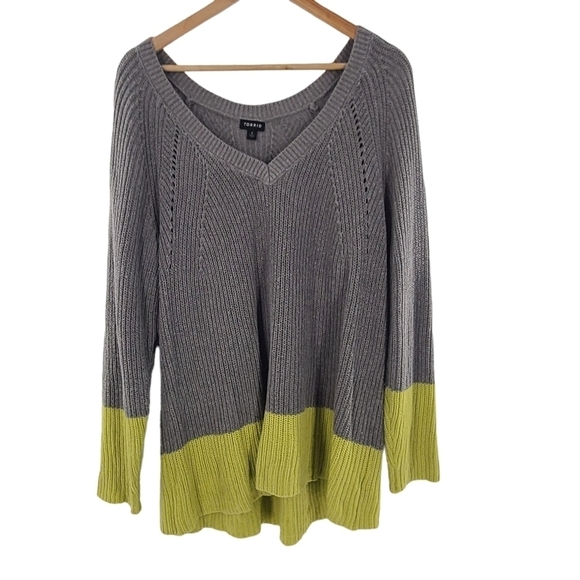 Torrid Gray Neon Yellow Colorblock Striped V-Neck Sweater Plus Size 2XL - Picture 7 of 8